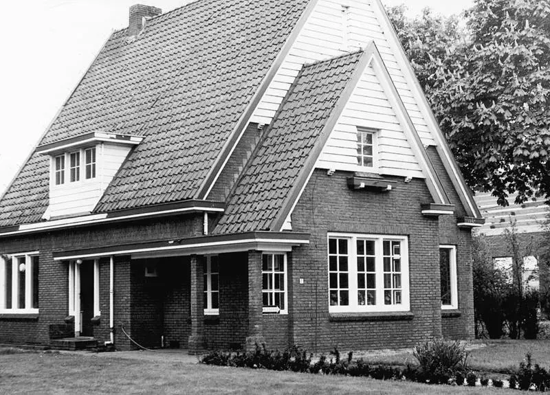 B 05 h3 32 bei 229 woning fam strijker